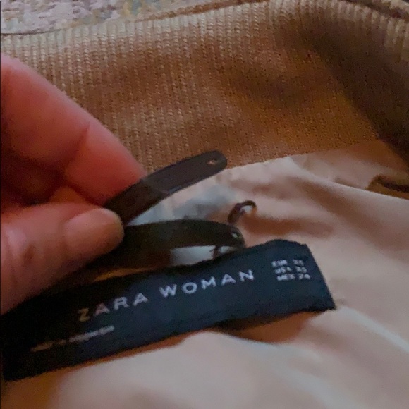 Zara Vest - Picture 6 of 6